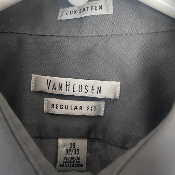 Van Heusen Regular Fit Sateen Button Down - Picture 3 of 3